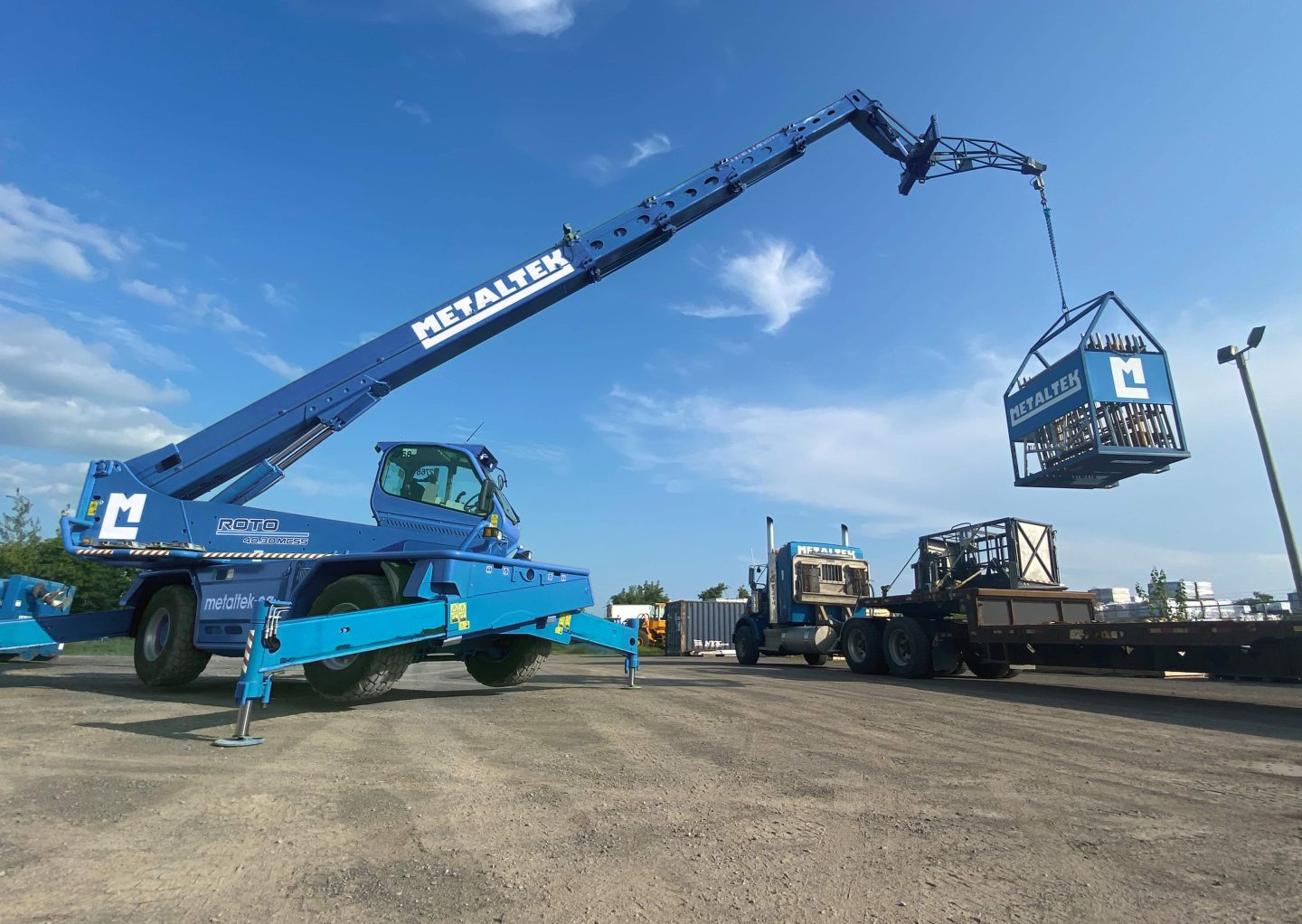 Roto 4030 bleu en fonctionnement.